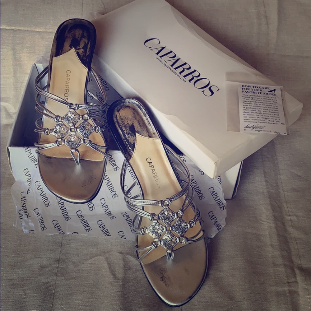 Caparros 8.5 Silver Strappy Kitten Wedge